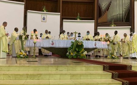 Symposium international Ecole catholique en Afrique. Urgence d’éduquer à la paix et à l’environnement. Question de méthode »