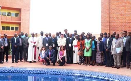 Symposium international de Kigali-Rwanda - Urgence d’eduquer a la paix et a l’environnement. Etat des lieux