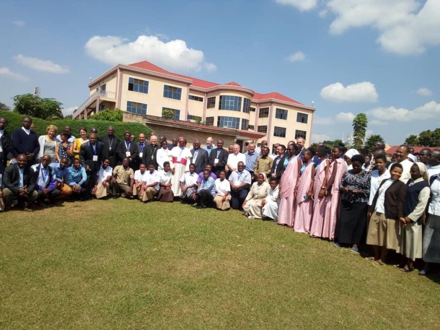 Colloque international à Butare, Rwanda - « Religions et defis actuels de l’Ecole. Quelle pertinence du cours de religion? »