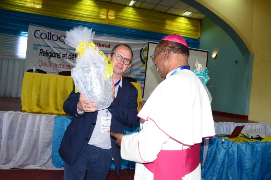 Colloque international à Butare, Rwanda - « Religions et defis actuels de l’Ecole. Quelle pertinence du cours de religion? »