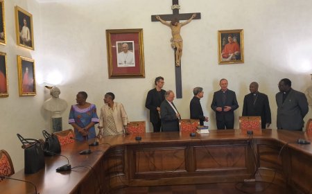 Rencontre avec Son Éminence le Cardinal Luis Antonio TAGLE, propréfet du Dicastère pour l’Évangélisation.