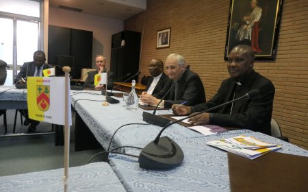 Rencontre avec Son Éminence le Cardinal Matteo Maria ZUPPI, président de la Conférence Épiscopale d’Italie