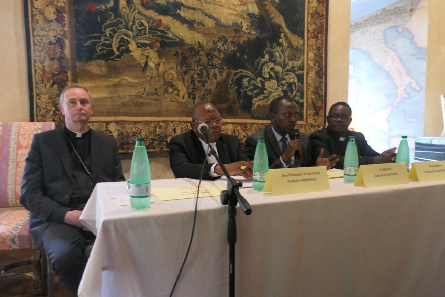 Conférence internationale à la résidence de l’ambassadeur du Royaume de Belgique près le Saint-Siège