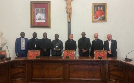 Rencontre à Rome de Son Éminence Luis Cardinal Tagle, Pro-Prefet du Dicastère pour l’Évangélisation