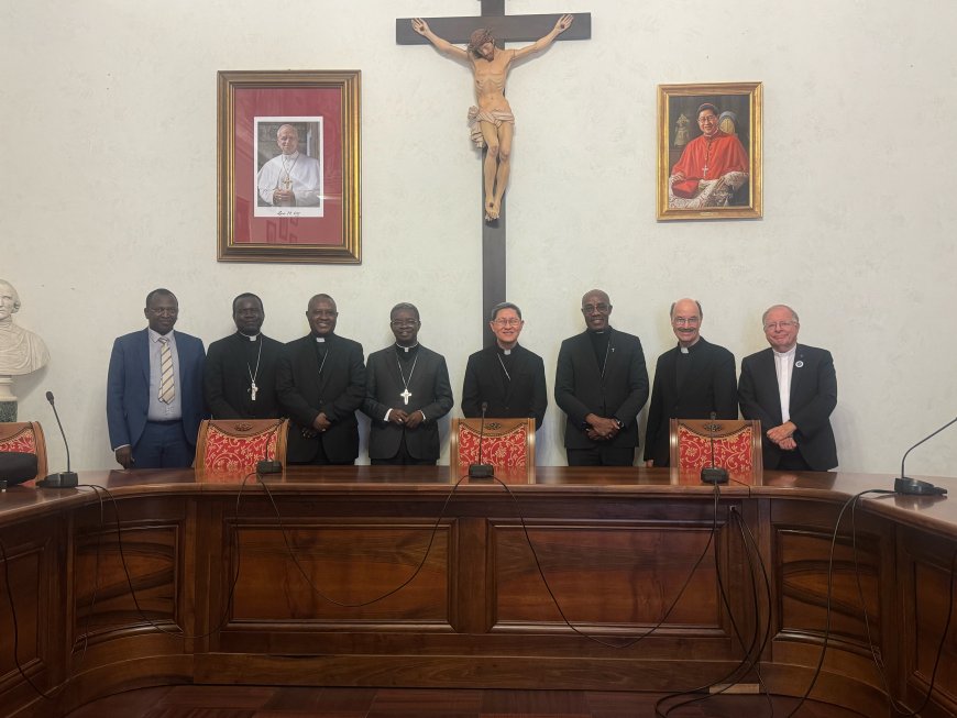 Rencontre à Rome de Son Éminence Luis Cardinal Tagle, Pro-Prefet du Dicastère pour l’Évangélisation